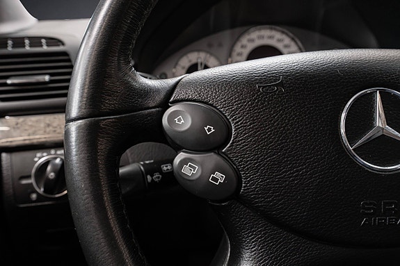 Mercedes-Benz E220 d 19 of 30