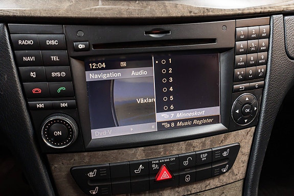 Mercedes-Benz E220 d 30 of 30
