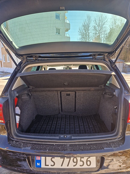 Volkswagen Golf VI 8 of 23