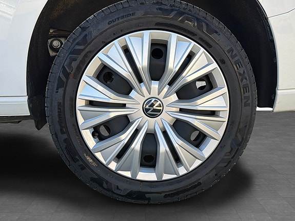 Volkswagen Caddy 10 of 19