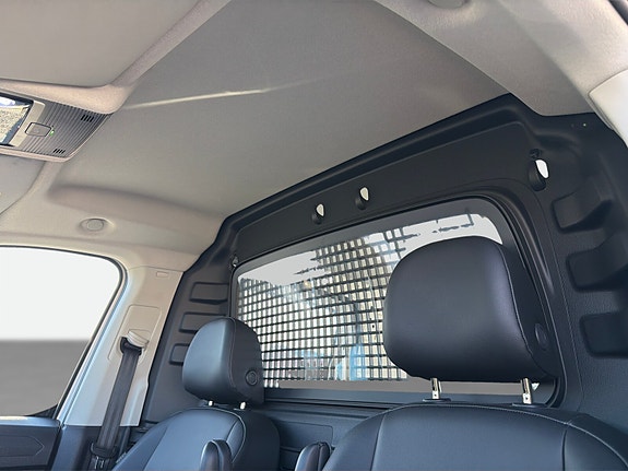 Volkswagen Caddy 19 of 19