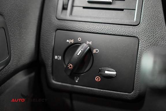 Ford Kuga 28 of 30