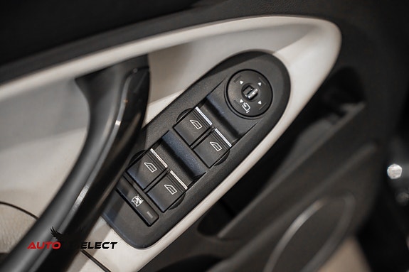 Ford Kuga 22 of 30