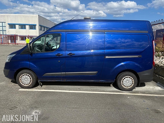 Ford Transit Custom 8 of 30