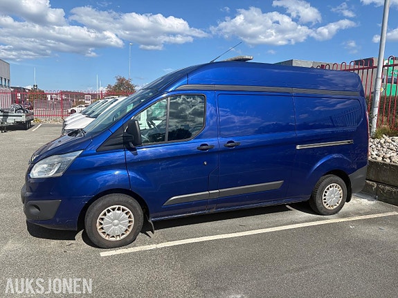 Ford Transit Custom 10 of 30