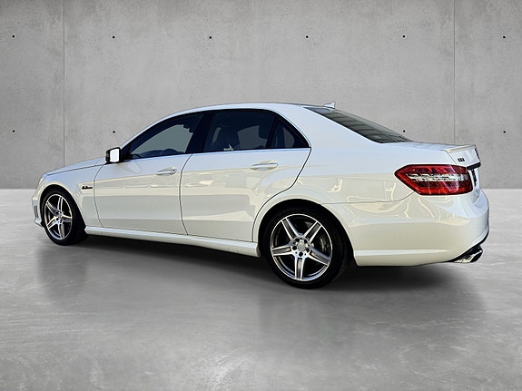 Mercedes-Benz E63 4 of 26