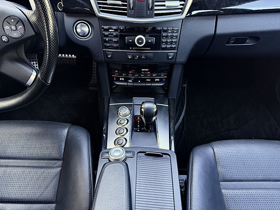 Mercedes-Benz E63 17 of 26