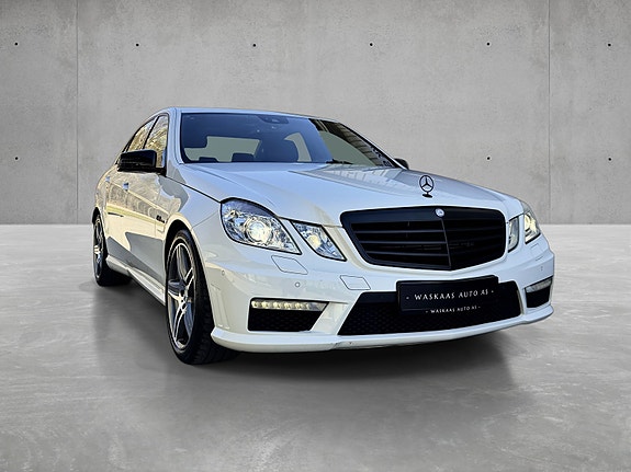 Mercedes-Benz E63 10 of 26
