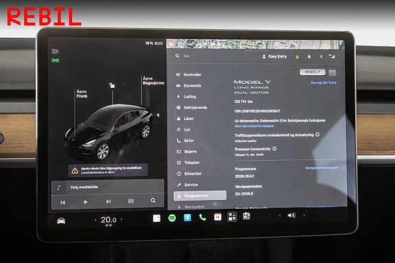 Tesla Model Y 13 of 27