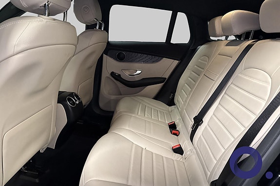 Mercedes-Benz EQC400 13 of 20