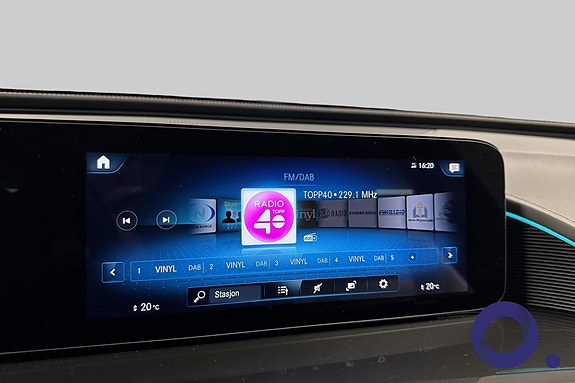 Mercedes-Benz EQC400 15 of 20