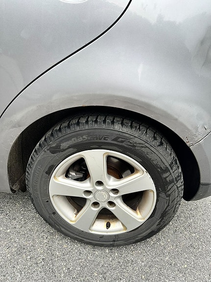 Volkswagen Golf Plus 8 of 13