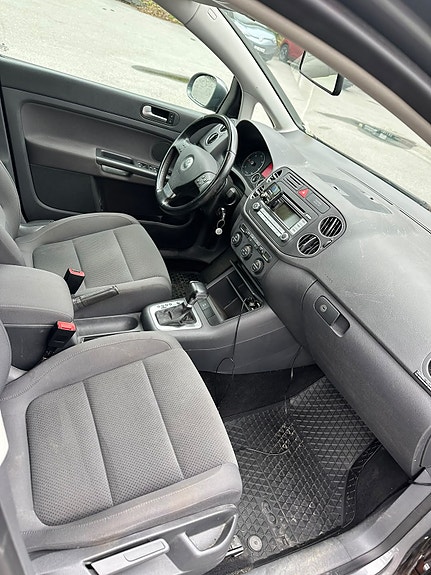 Volkswagen Golf Plus 4 of 13