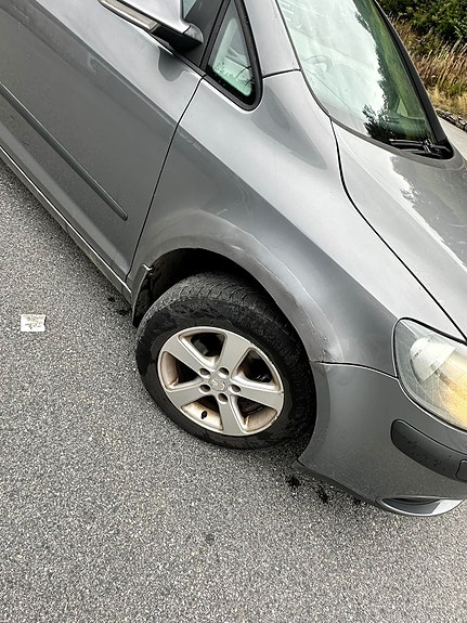 Volkswagen Golf Plus 3 of 13