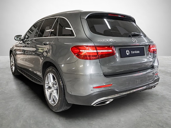 Mercedes-Benz GLC350 e 3 of 30