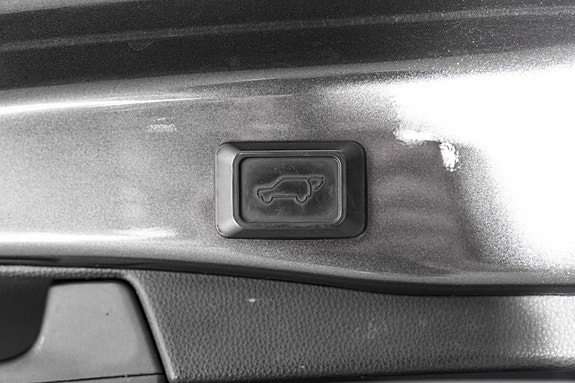 Toyota RAV4 26 of 30