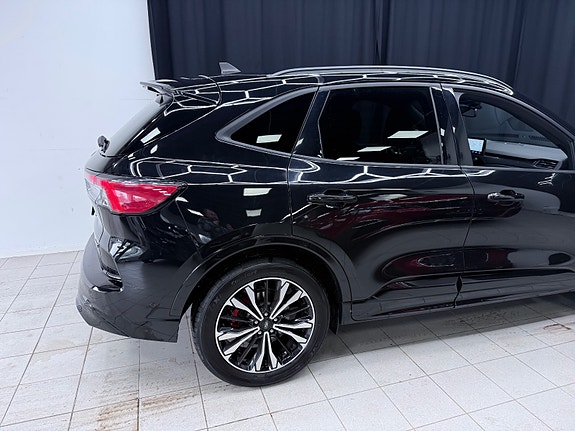 Ford Kuga 11 of 30