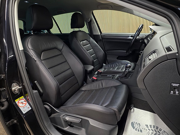Volkswagen e-Golf VII 20 of 30