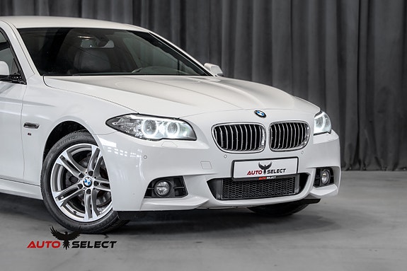 BMW 520d 2 of 30