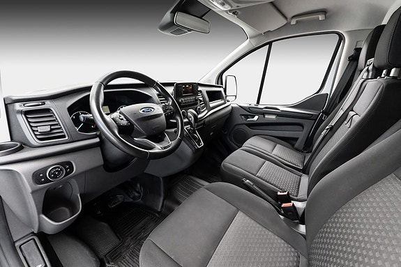 Ford Transit Custom 20 of 25