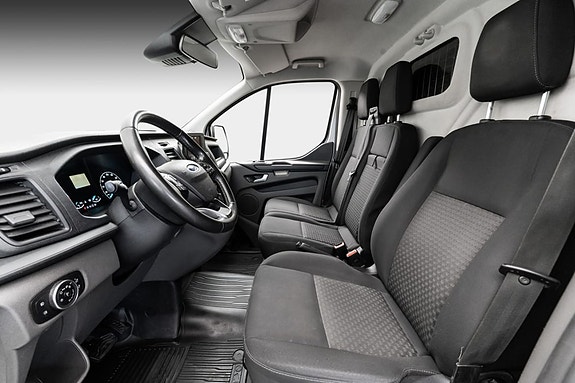 Ford Transit Custom 19 of 25