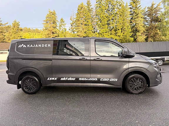 Ford Transit Custom 4 of 22