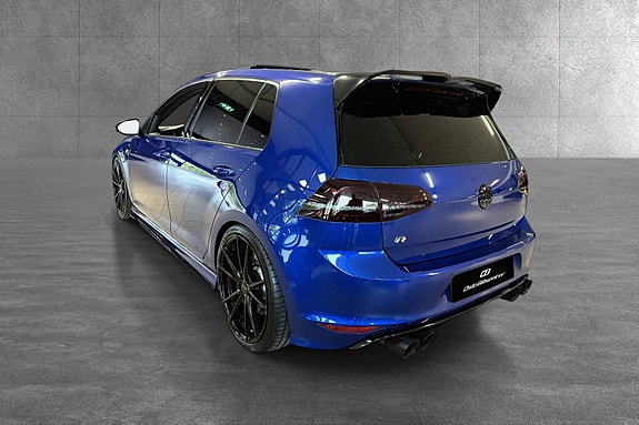 Volkswagen Golf VII 3 of 30
