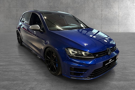 Volkswagen Golf VII 8 of 30