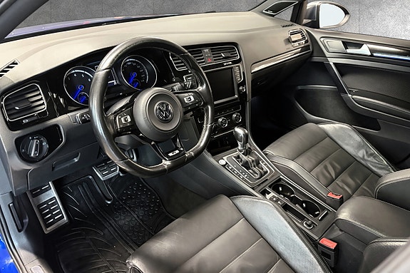 Volkswagen Golf VII 9 of 30