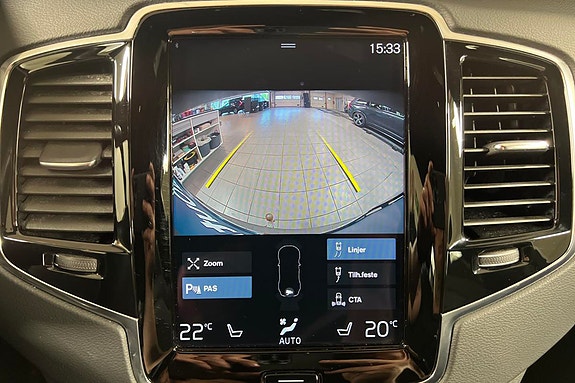 Volvo XC90 28 of 30