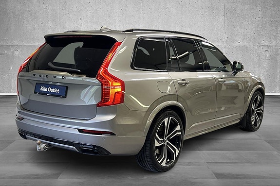 Volvo XC90 3 of 30