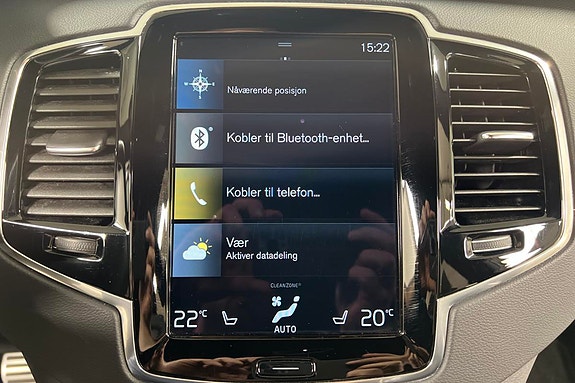Volvo XC90 9 of 30
