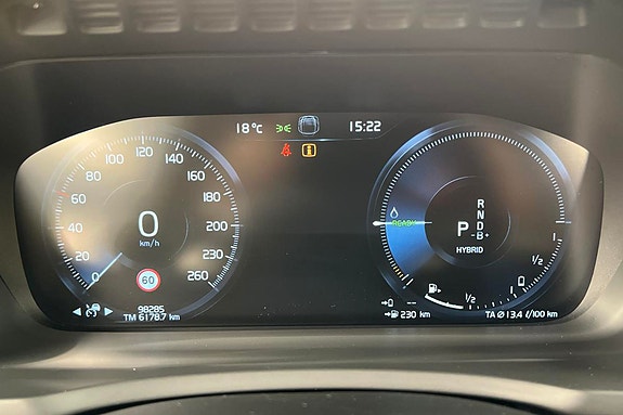 Volvo XC90 7 of 30