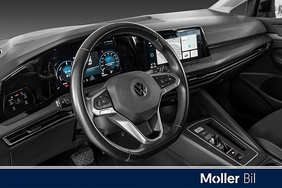 Volkswagen Golf VIII 15 of 22