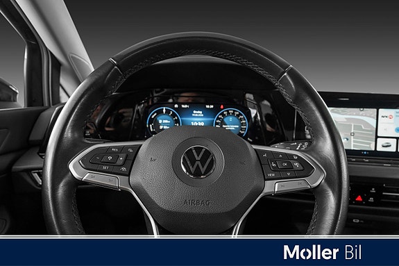 Volkswagen Golf VIII 9 of 22