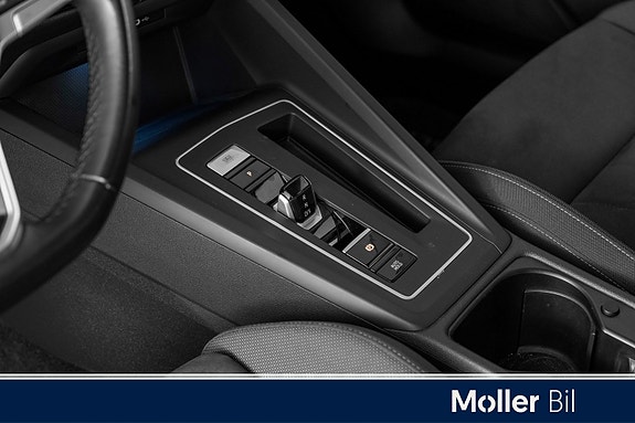 Volkswagen Golf VIII 14 of 22
