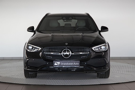 Mercedes-Benz C220 d 2 of 30