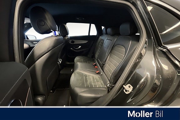 Mercedes-Benz EQC400 10 of 19