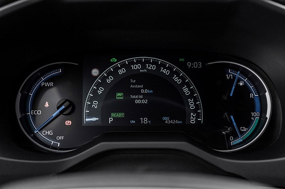 Toyota RAV4 13 of 24