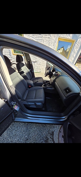 Volkswagen Golf V 7 of 19