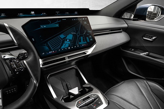 BMW iX3 19 of 30