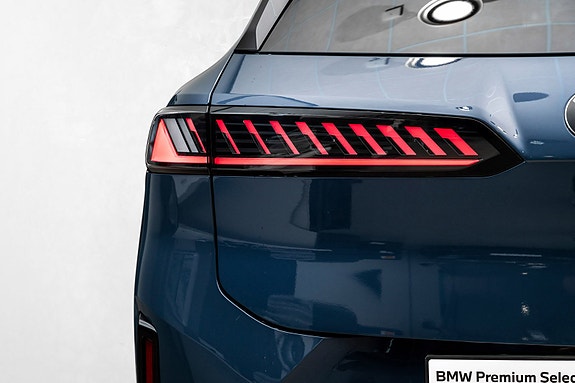 BMW iX3 8 of 30