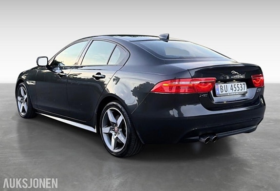 Jaguar XE 5 of 20