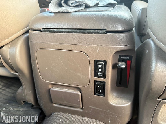 Toyota Land Cruiser 16 of 20