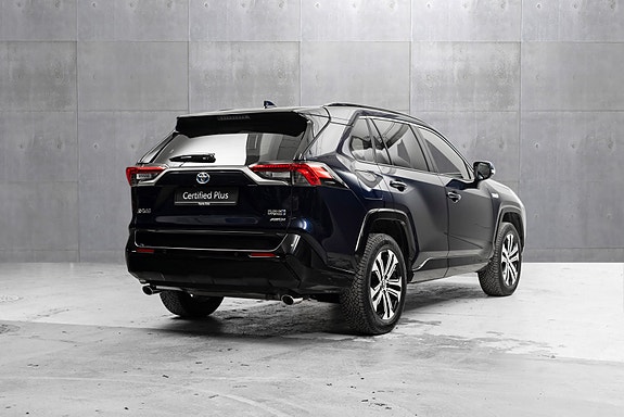 Toyota RAV4 Plug-in Hybrid 5 of 23