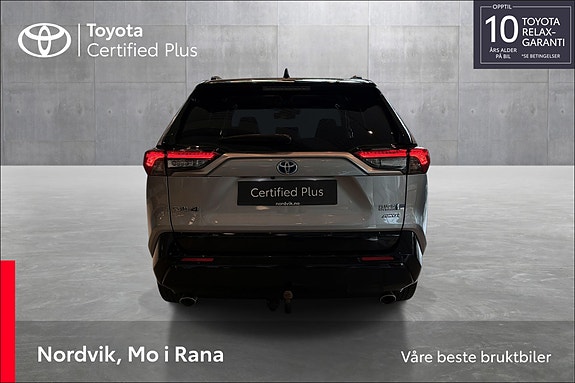 Toyota RAV4 7 of 30