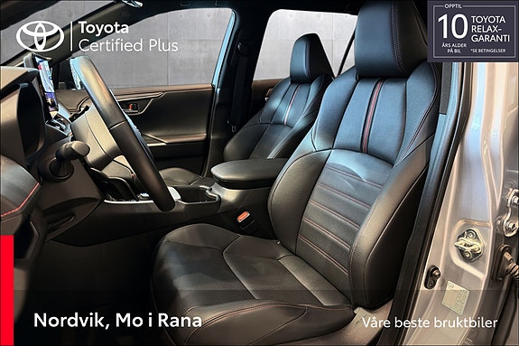 Toyota RAV4 15 of 30
