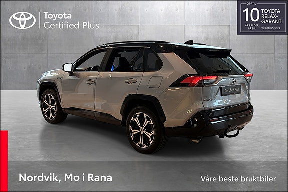 Toyota RAV4 8 of 30
