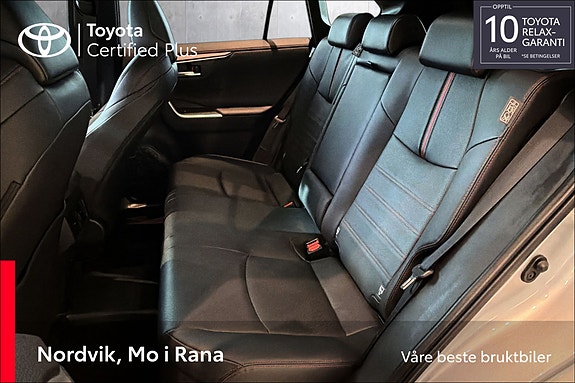 Toyota RAV4 28 of 30