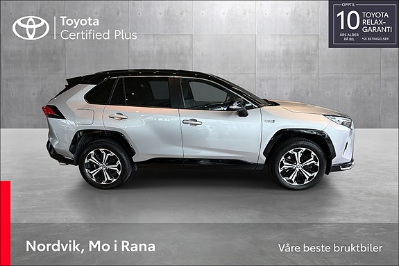 Toyota RAV4 5 of 30